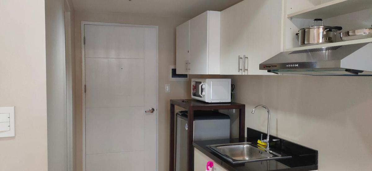 Sunvida Tower Stays Across SM City Cebu - Housity