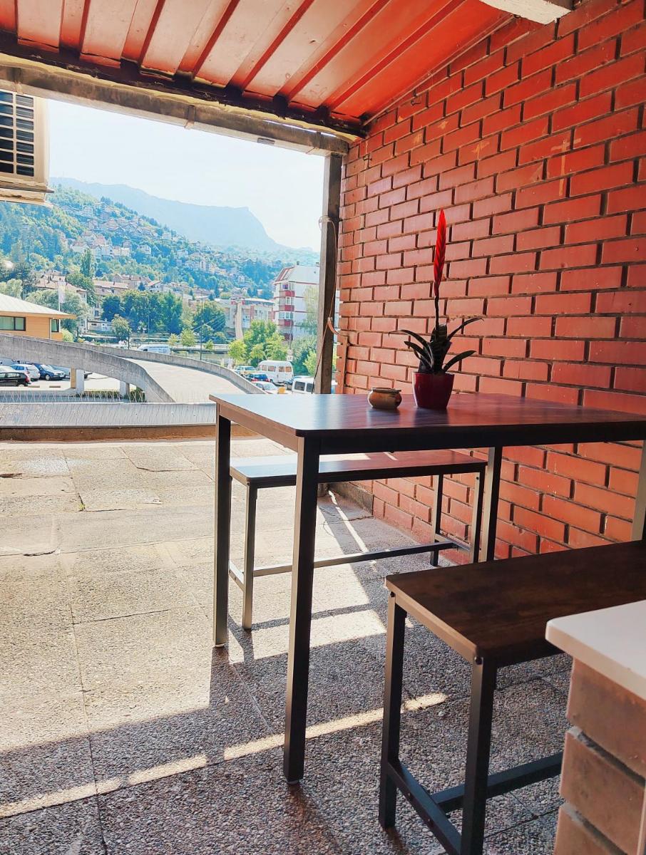 Spacious and Modern Apartment in Town Center - Housity