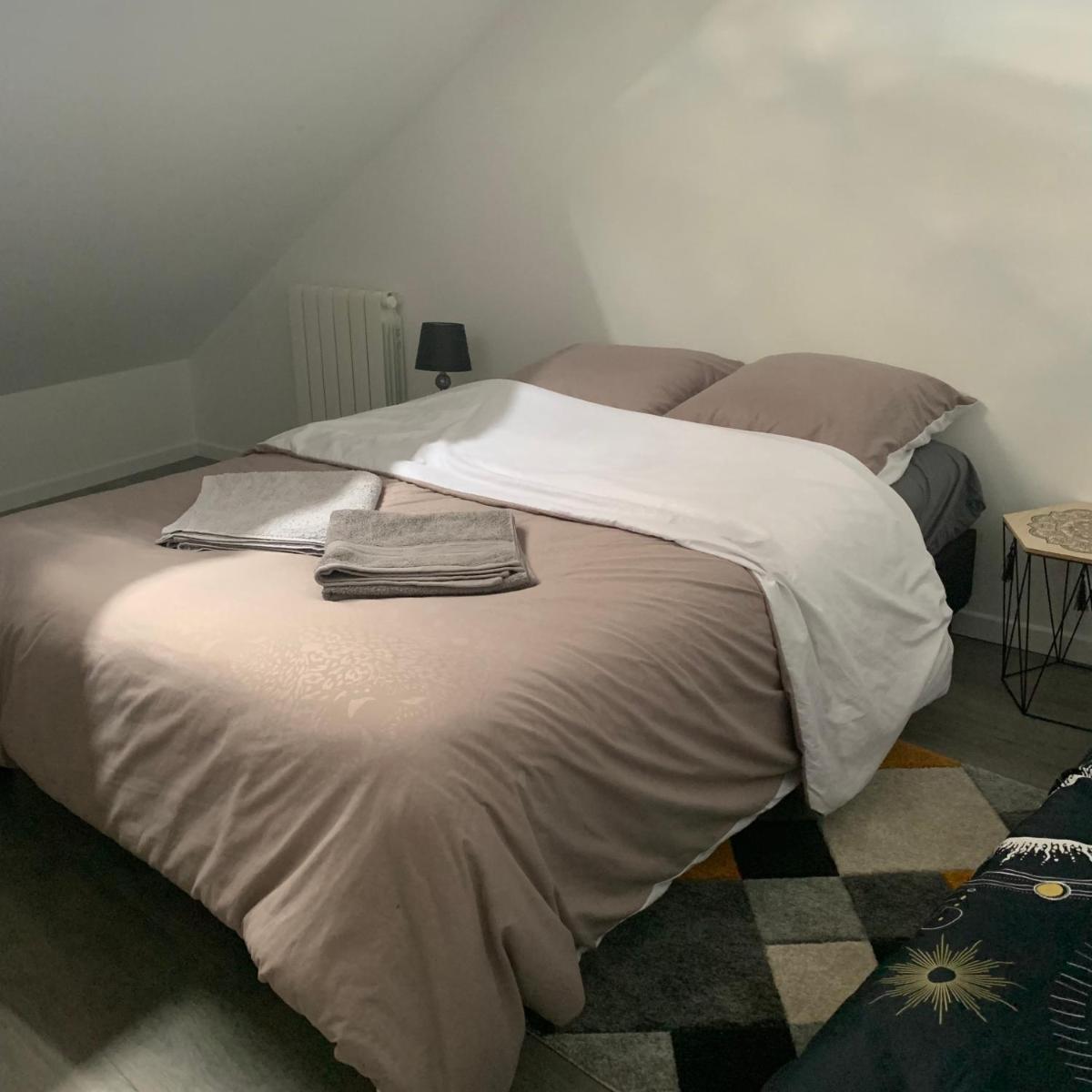 Appartement 4 PERSONNES EMPLACEMENT IDEAL PROCHE DES 24H ET GARE - Housity
