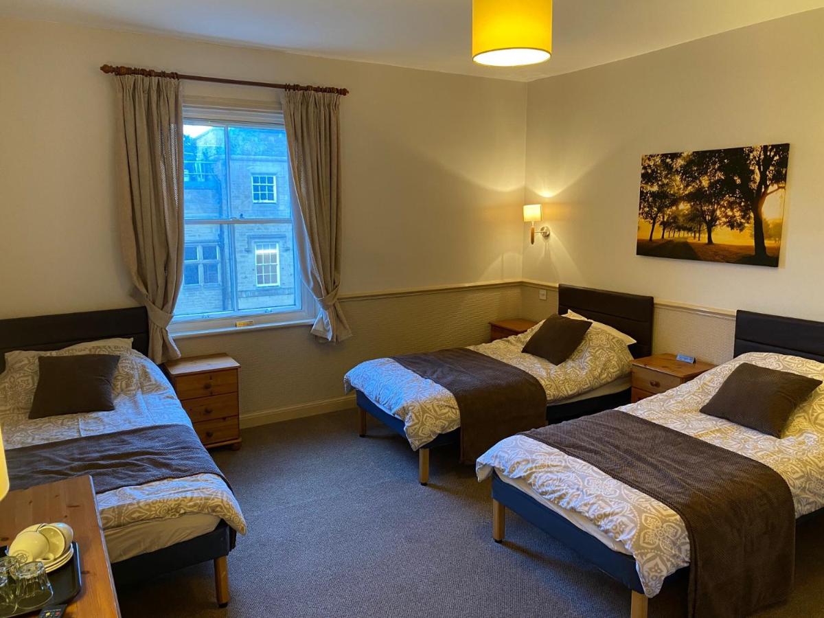 Queens Ground - Housity