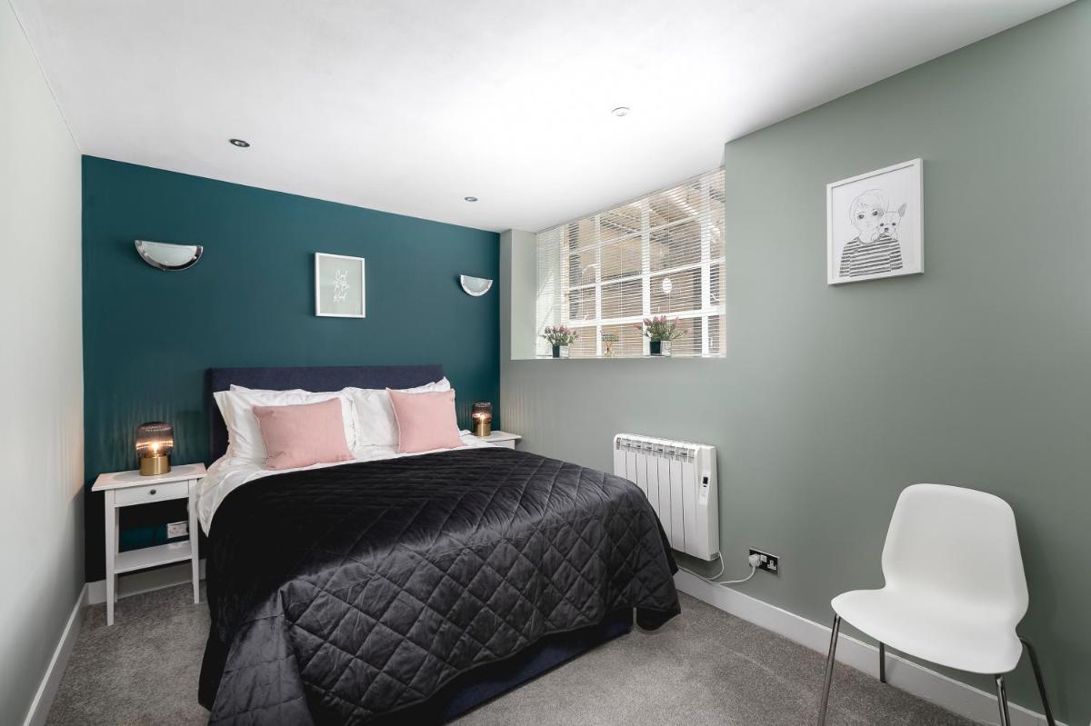 Lovely Brighton Apartments Moments Away From Royal Pavilion - Housity