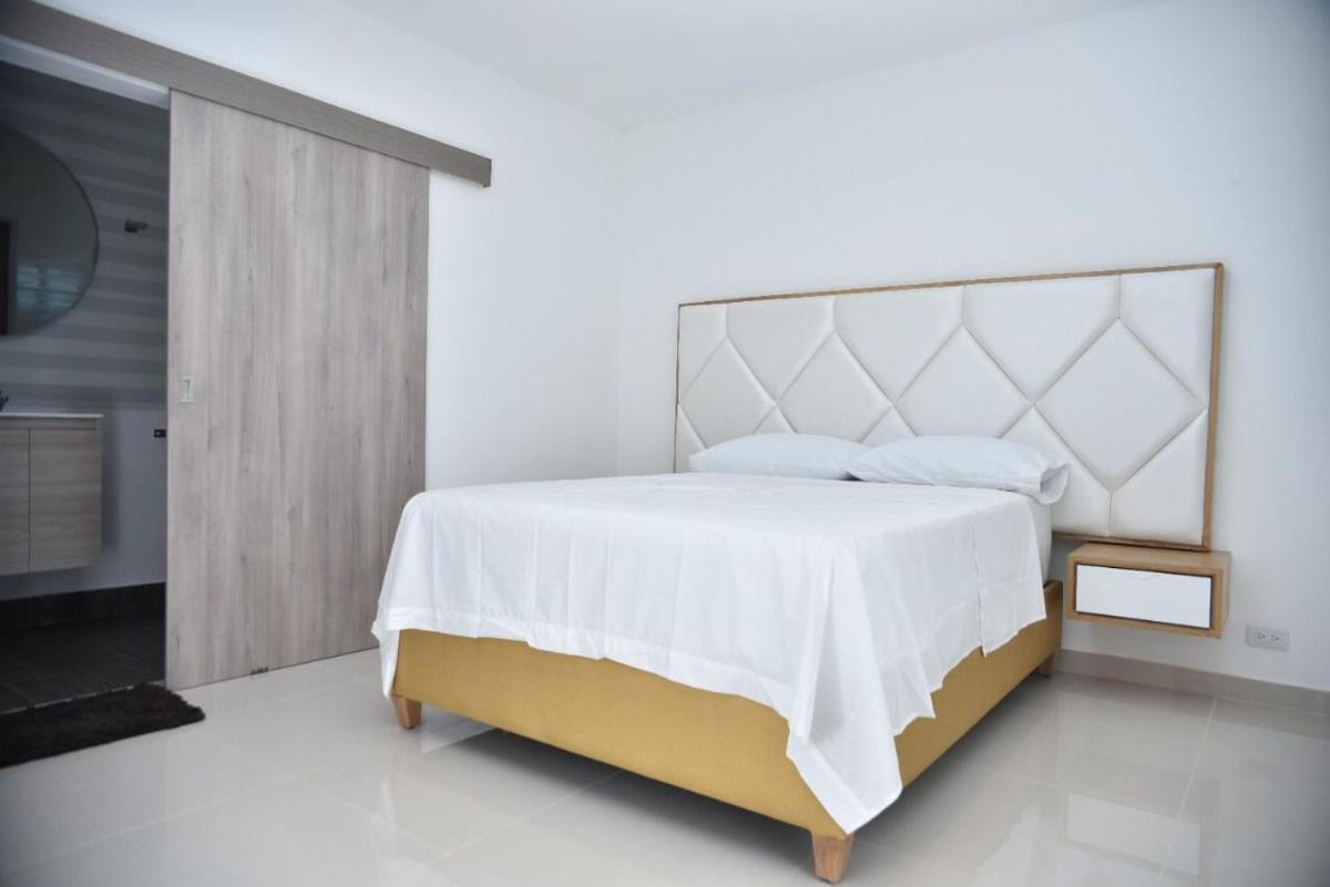 APARTAHOTEL ABIMART ELITE - Housity