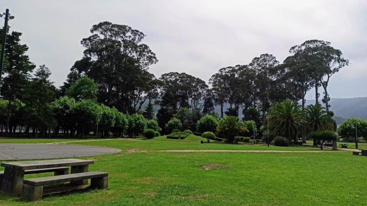 Piso luminoso y acogedor en primera línea de playa Covas Viveiro - Housity