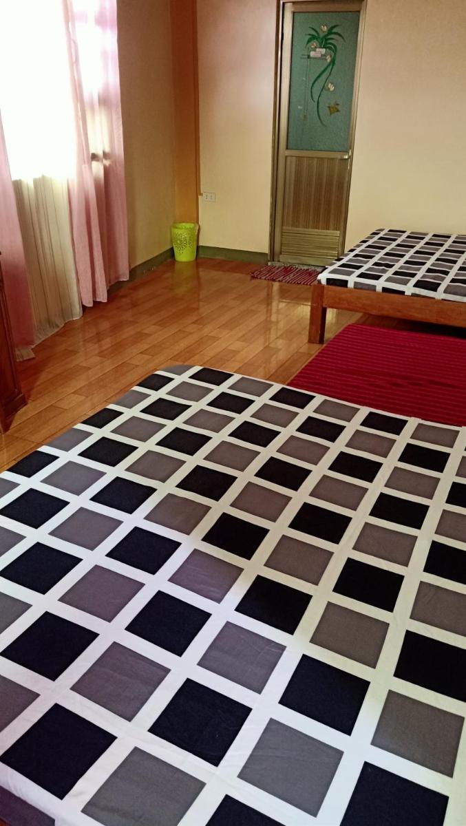 JO-ZA-NA's Hostel(bed and breakfast) - Housity