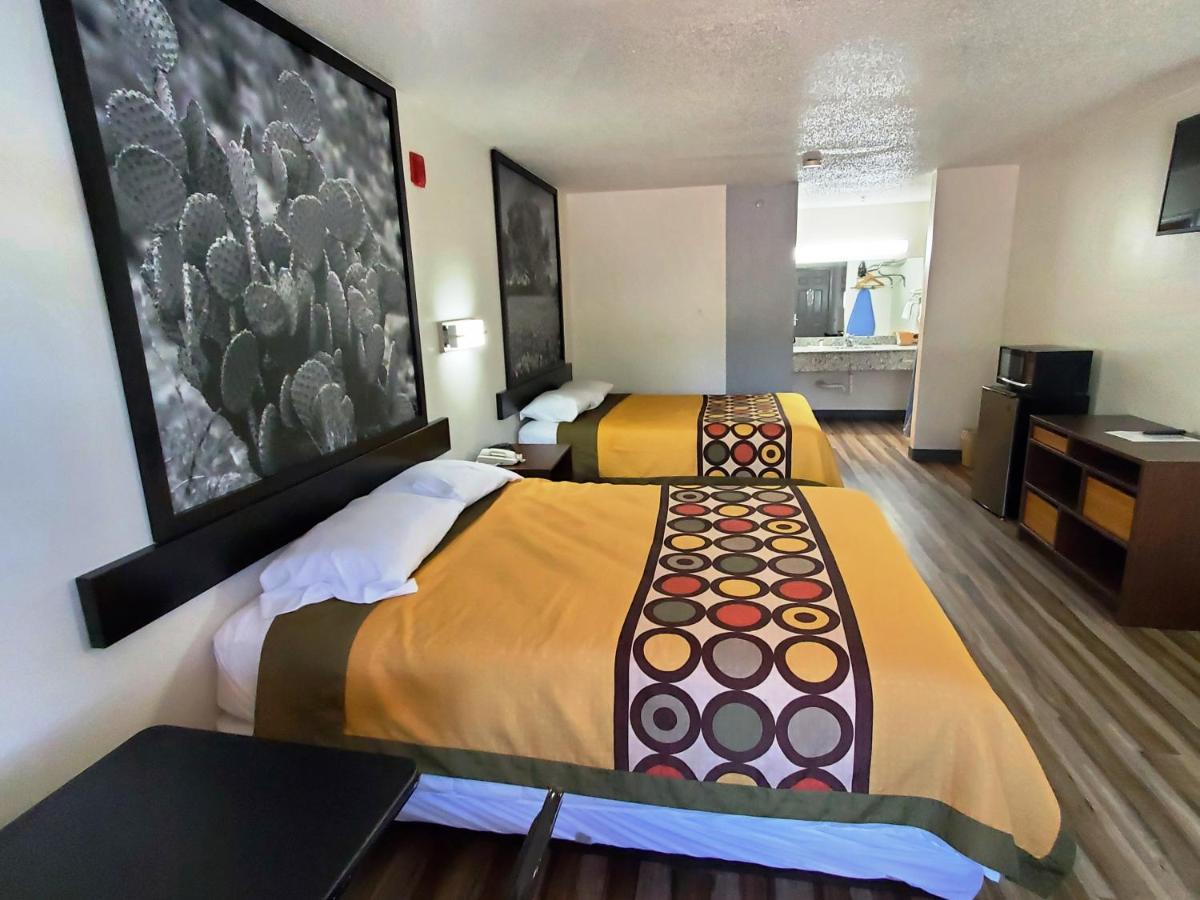 Highland Inn - Housity