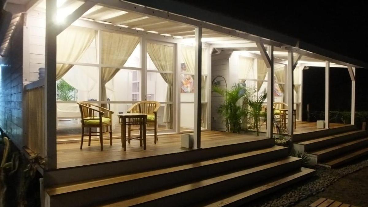 Inay Guest House - Housity