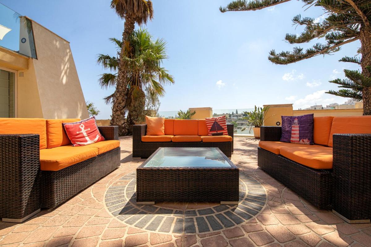 Ringway Villa - Housity