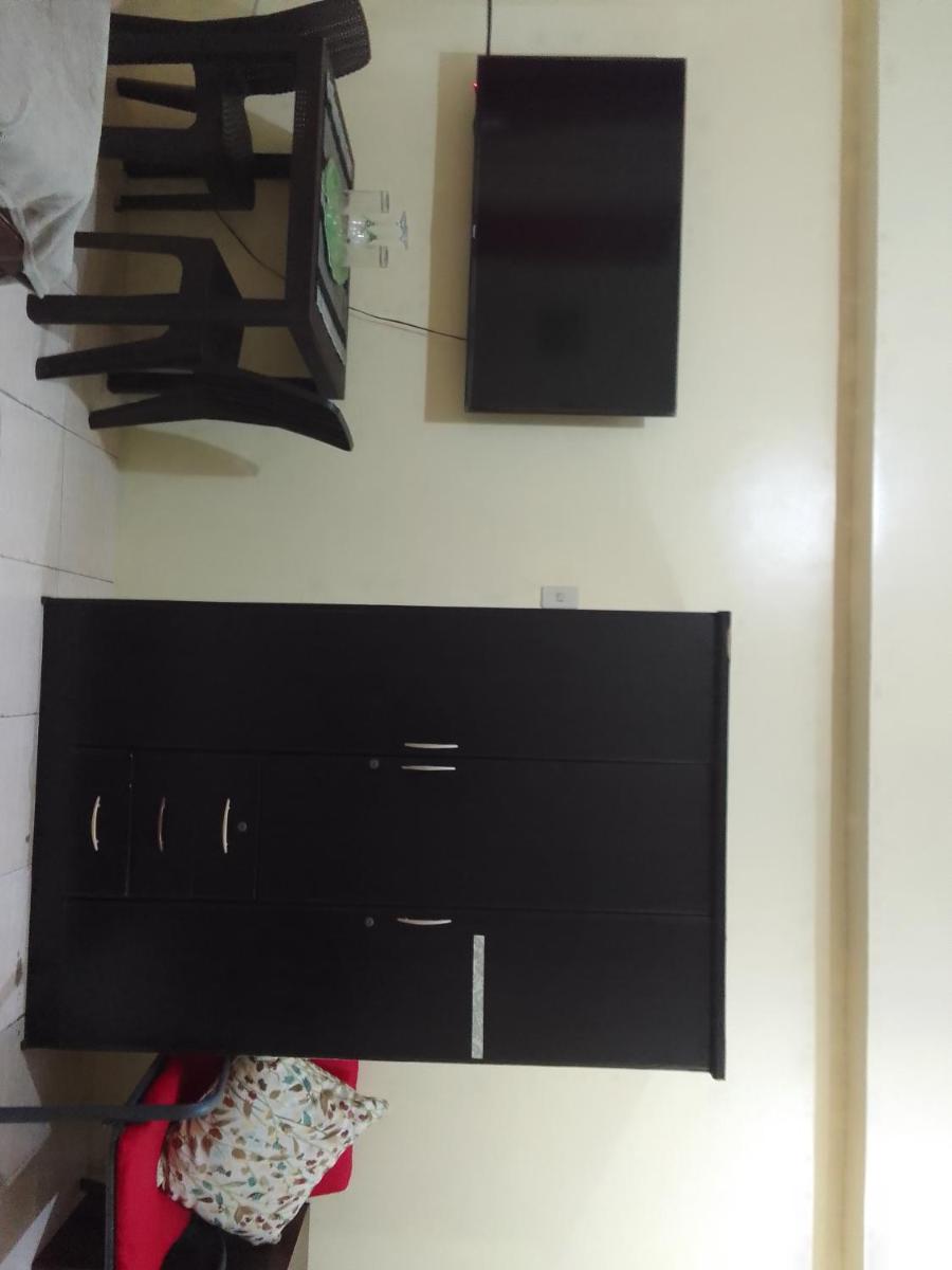 Aliyahs’s Place: Staycation in Valley Golf Cainta - Housity