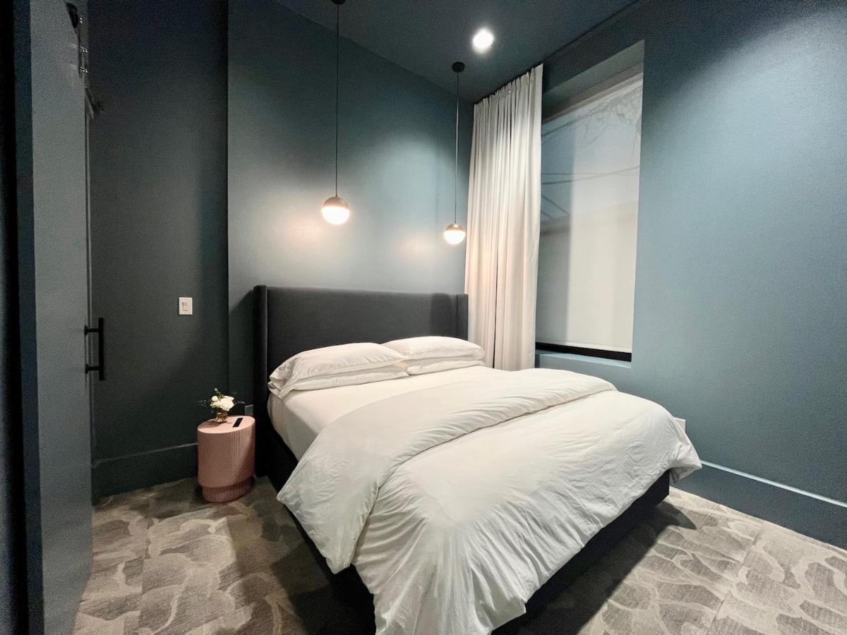 The Thomas Hotel - Premium Suite Main Level - Housity