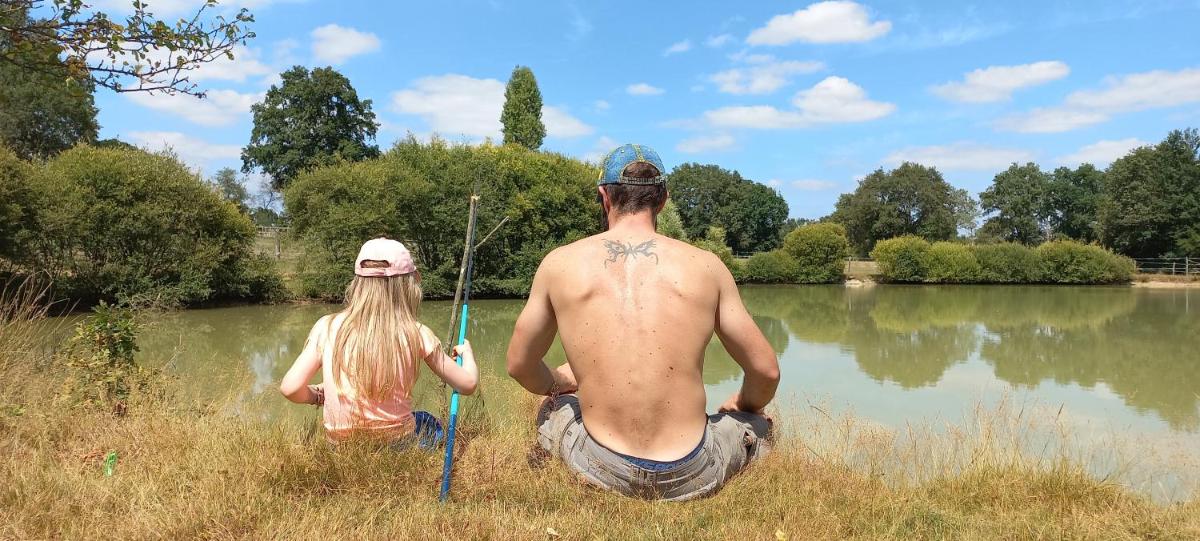 Chambre aux portes de Laval - Housity