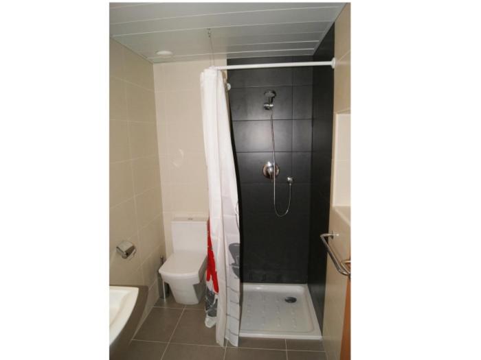 Urpa Apartaments - Housity