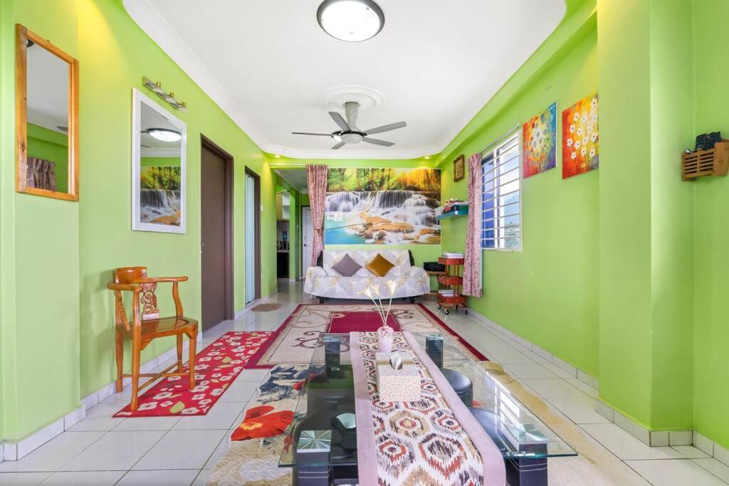 3 scenic air cond bedrooms, 11 minutes Rawang City - Housity