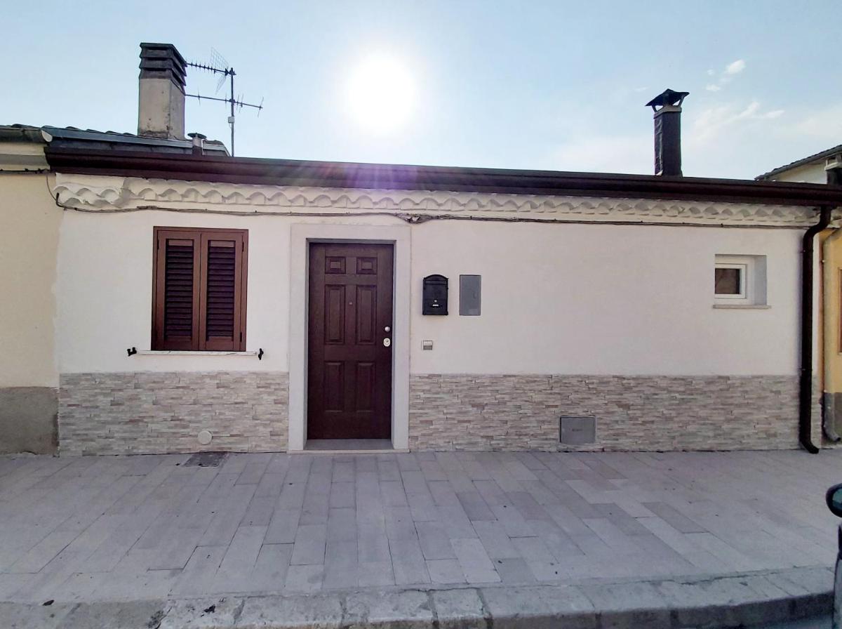 Soggiorno Lucia - Housity