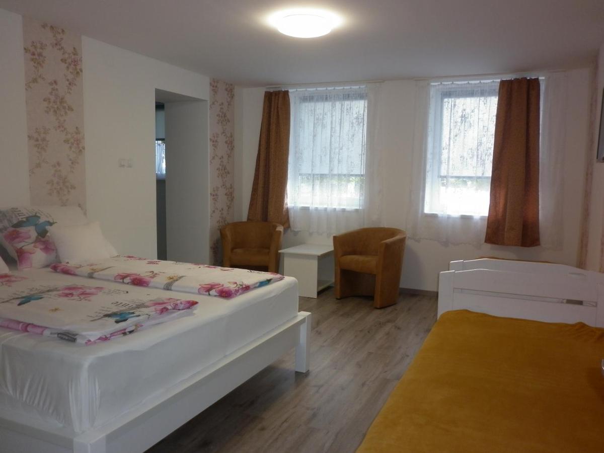 Alföldi-kuckó - Housity