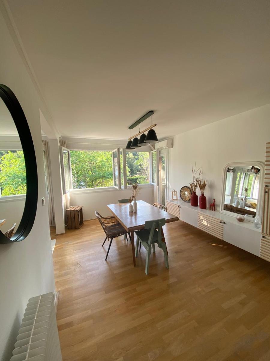 Appartement lumineux et traversant sans vis-à-vis - Housity