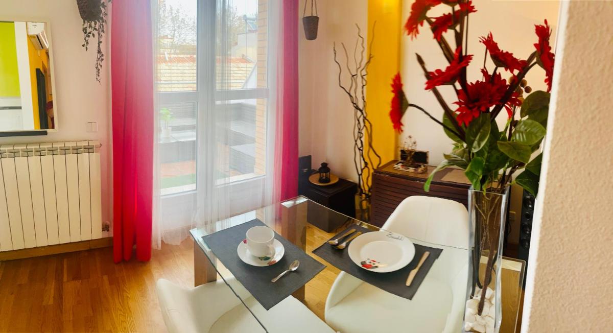 ATICO individual & terraza, 6 min en metro ATOCHA - Housity