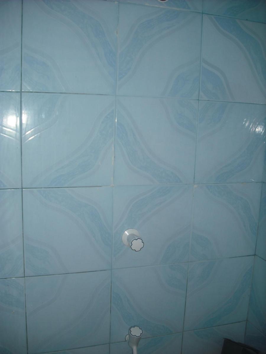 Spacious 2 bed bungalow close to white sand beach. - Housity