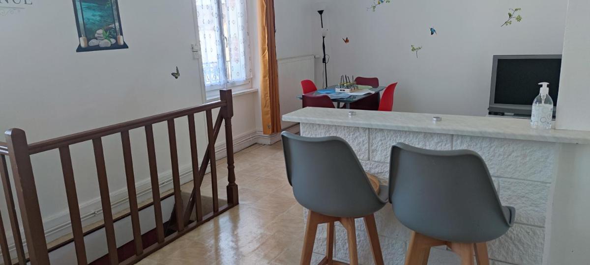 Appartement duplex F2 tout confort proche centre ville avec parking gratuit - Hizvo