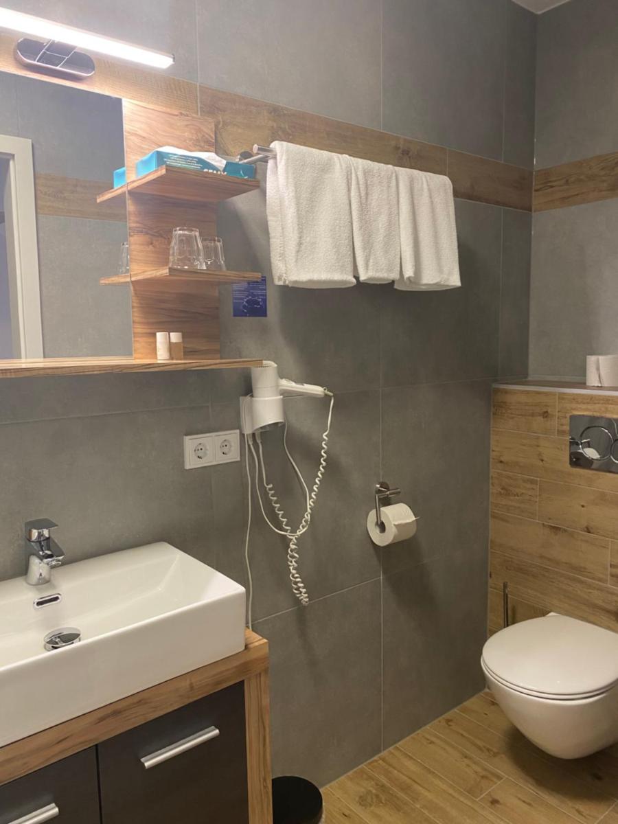 Hotel-Gasthof Zur Post - Housity