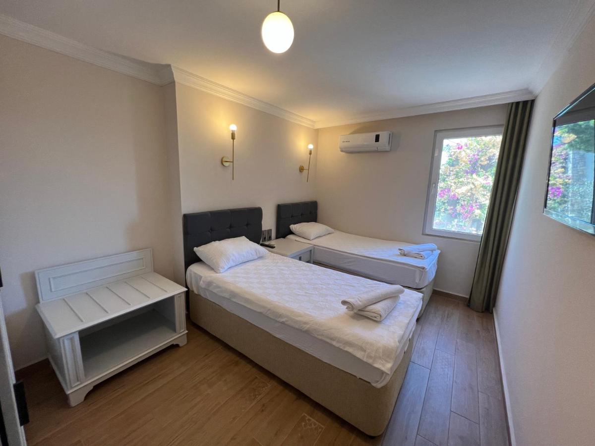 Suitetrails - Moonshine Hotel & Suites
