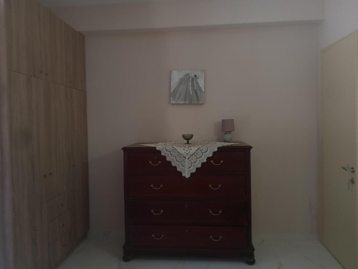 Village House - Housity