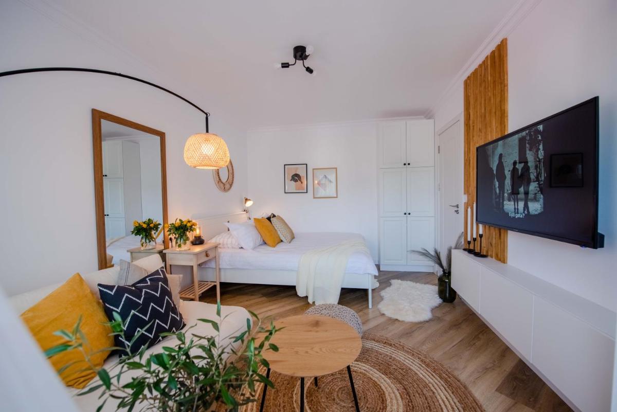 Cozy Little Place - Housity