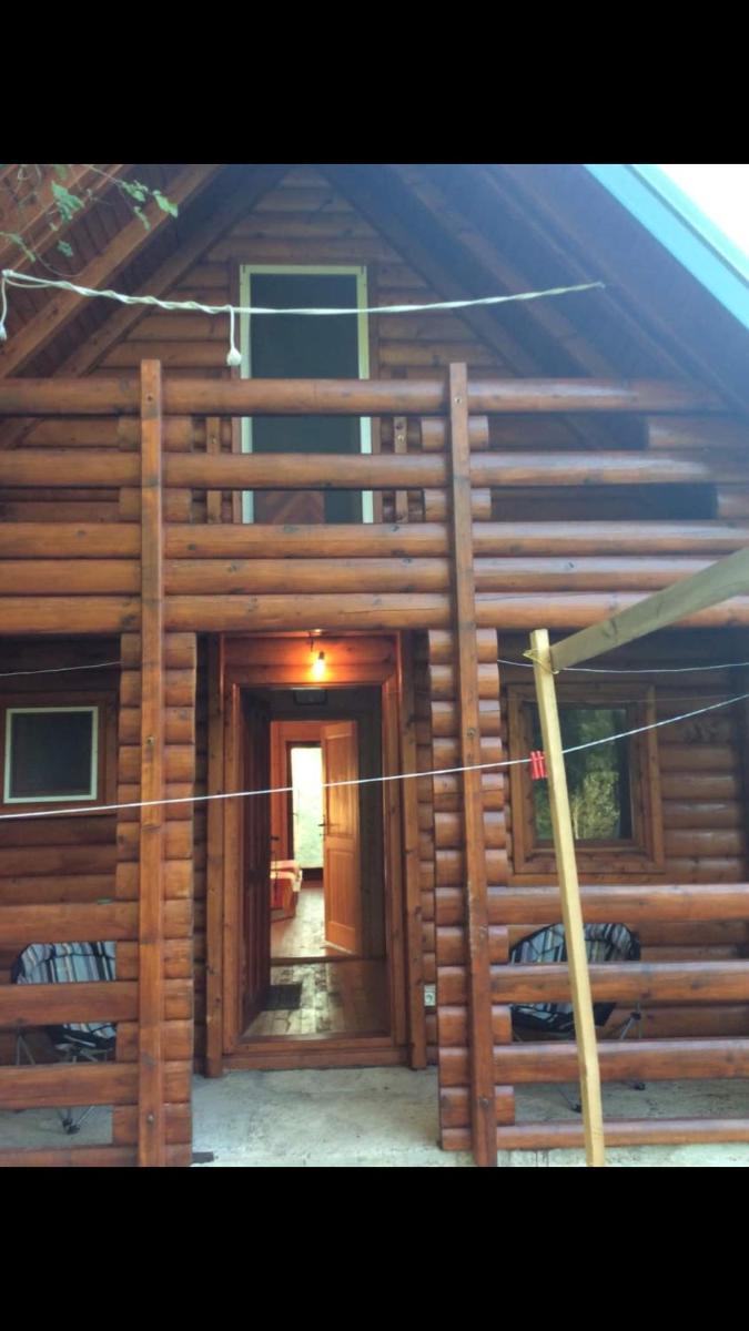 2 Charming wooden house in Ada Bojana - Housity