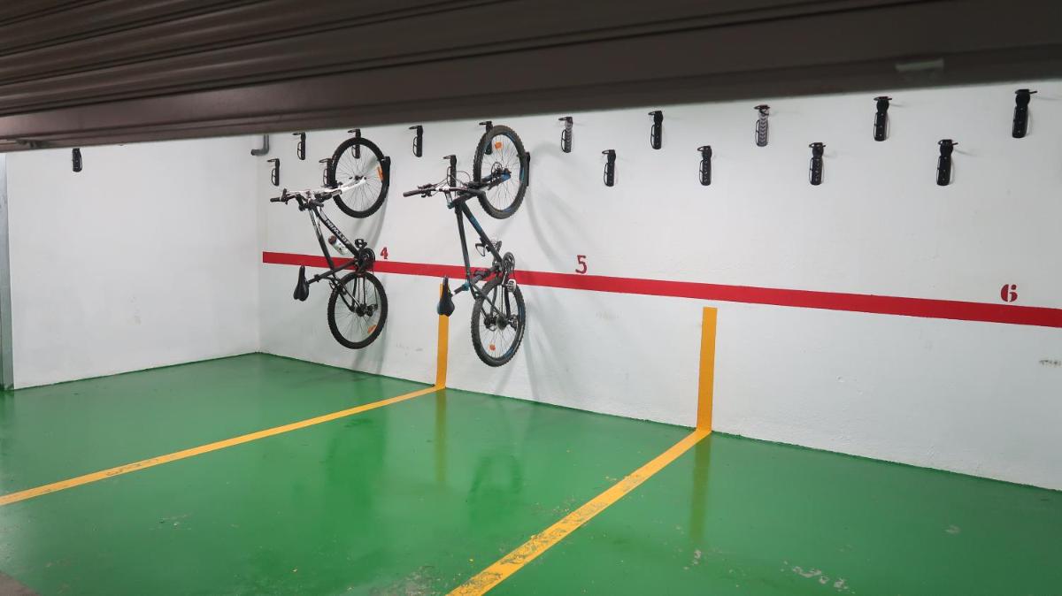Montar en bicicleta en Sumus Hotel Stella and Spa 4S Adults Recommended o alrededores