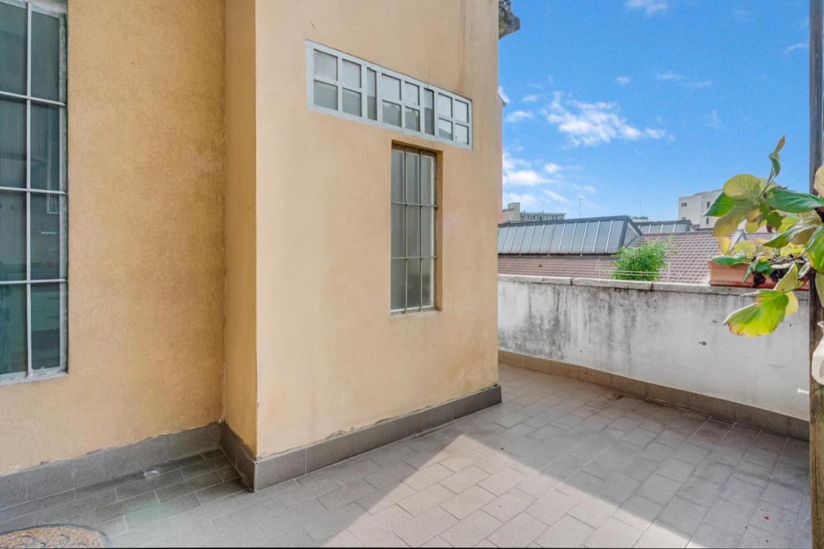MO1 - Wonderful apartment with terrace - - Housity