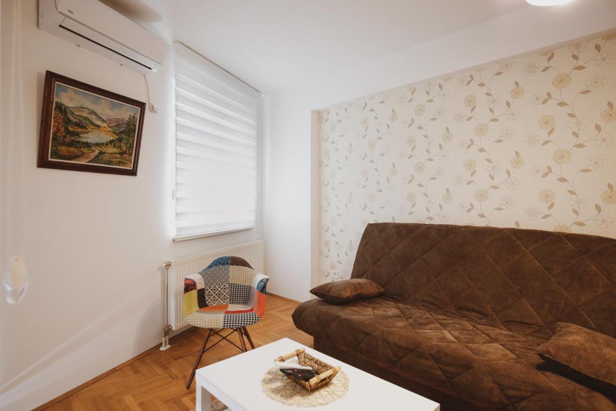 Apartman 4, Sinđelićeva 40 - Housity