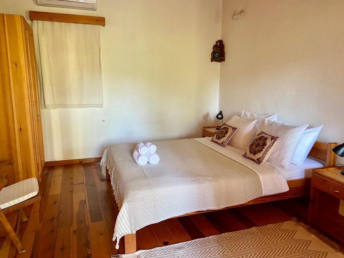 Helios House - Housity