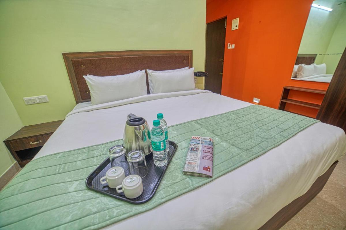 Redkey Inn Airport Bangalore - Housity