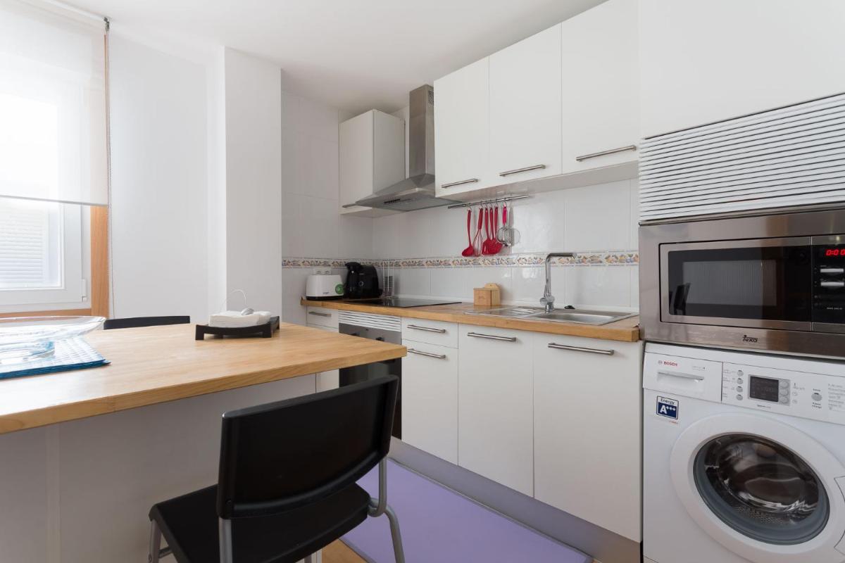 ATICO CON TERRAZA A PIE DE PLAYA - Housity