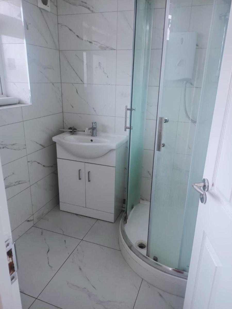 Charles Street Apartments - Housity