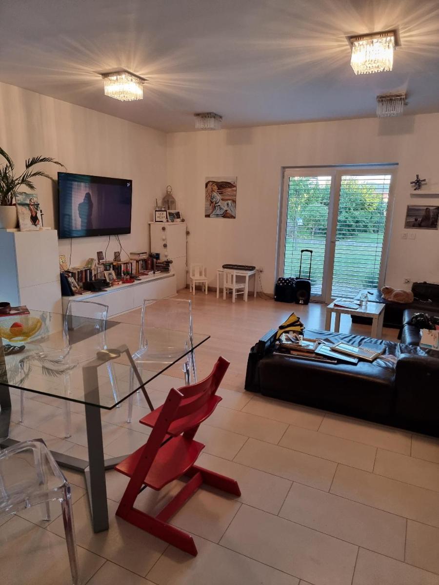 ADRIANs HOUSE - Housity