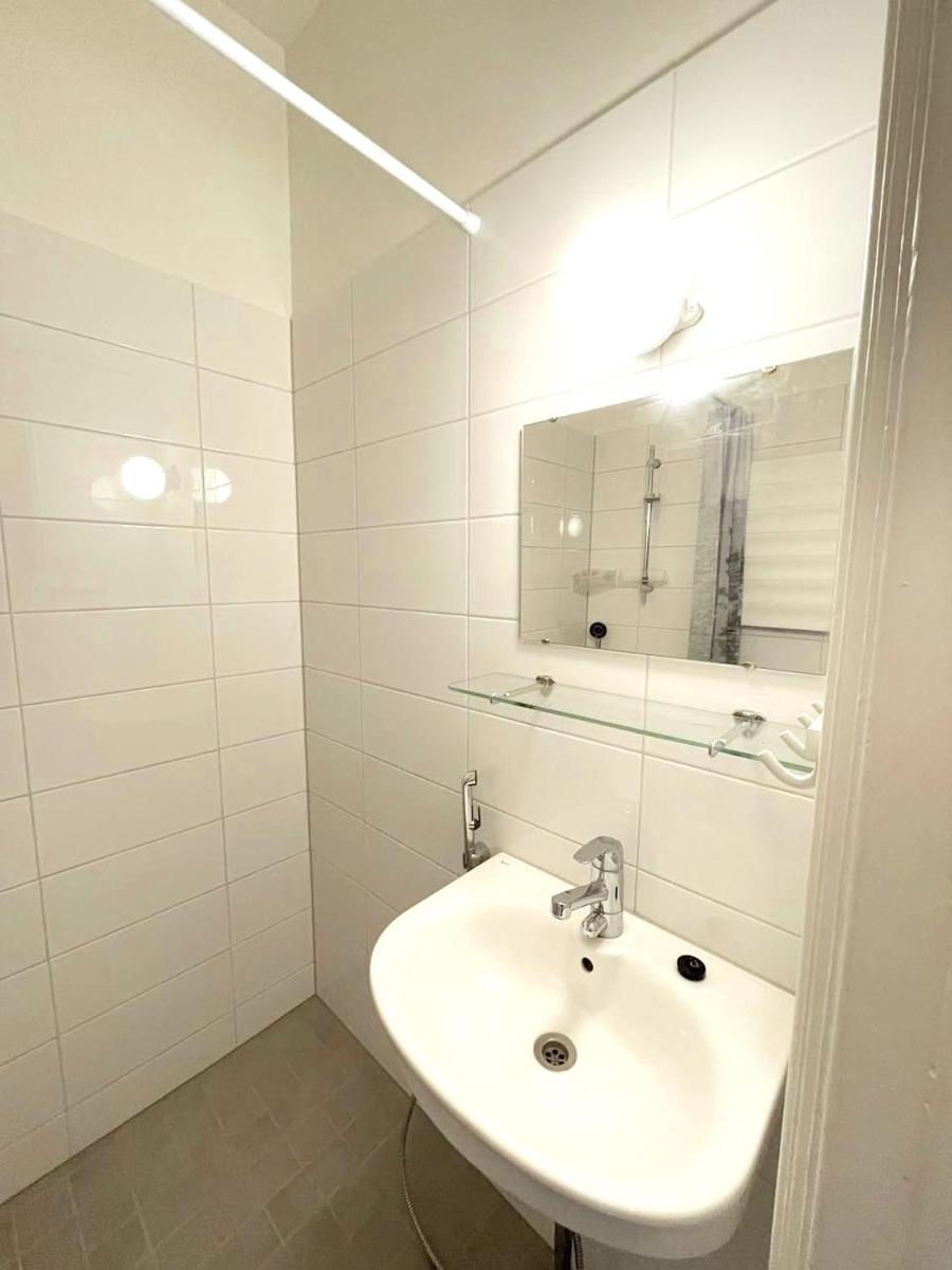 Experience Helsinki, very central, close to tourist attractions - Housity