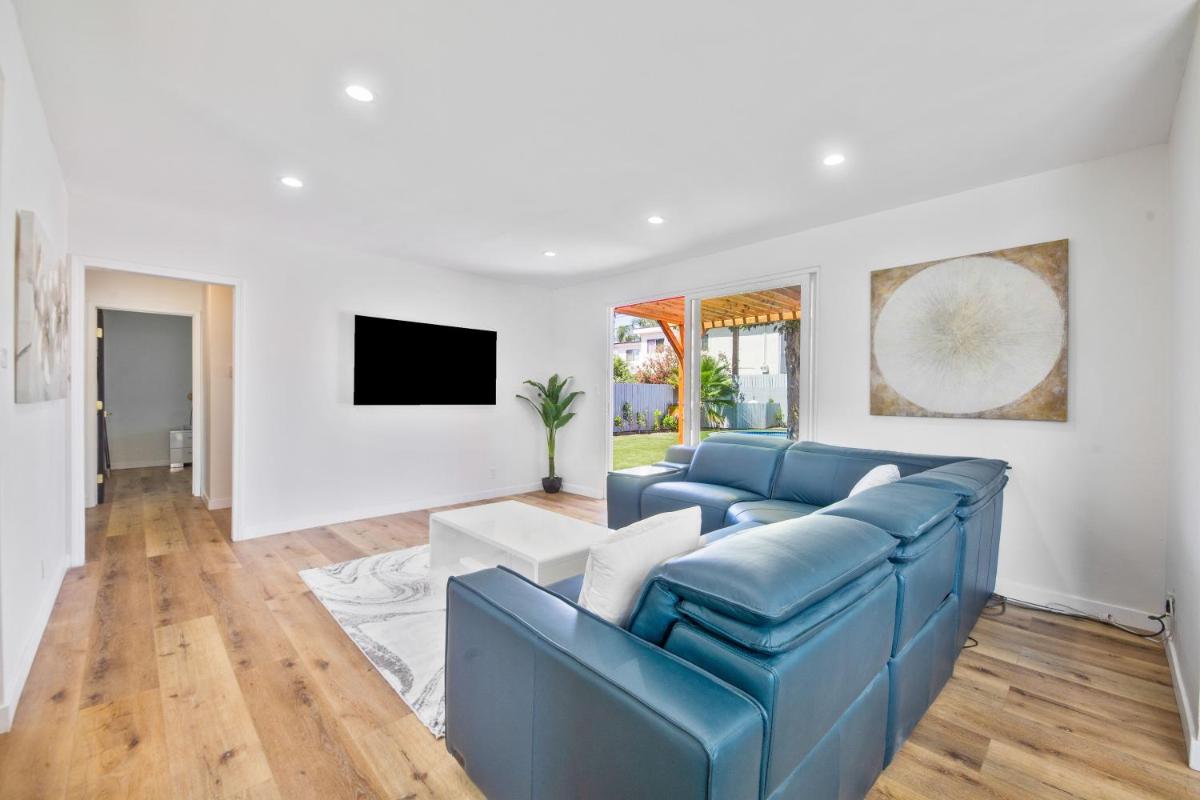 An amazing full house with a pool - Housity