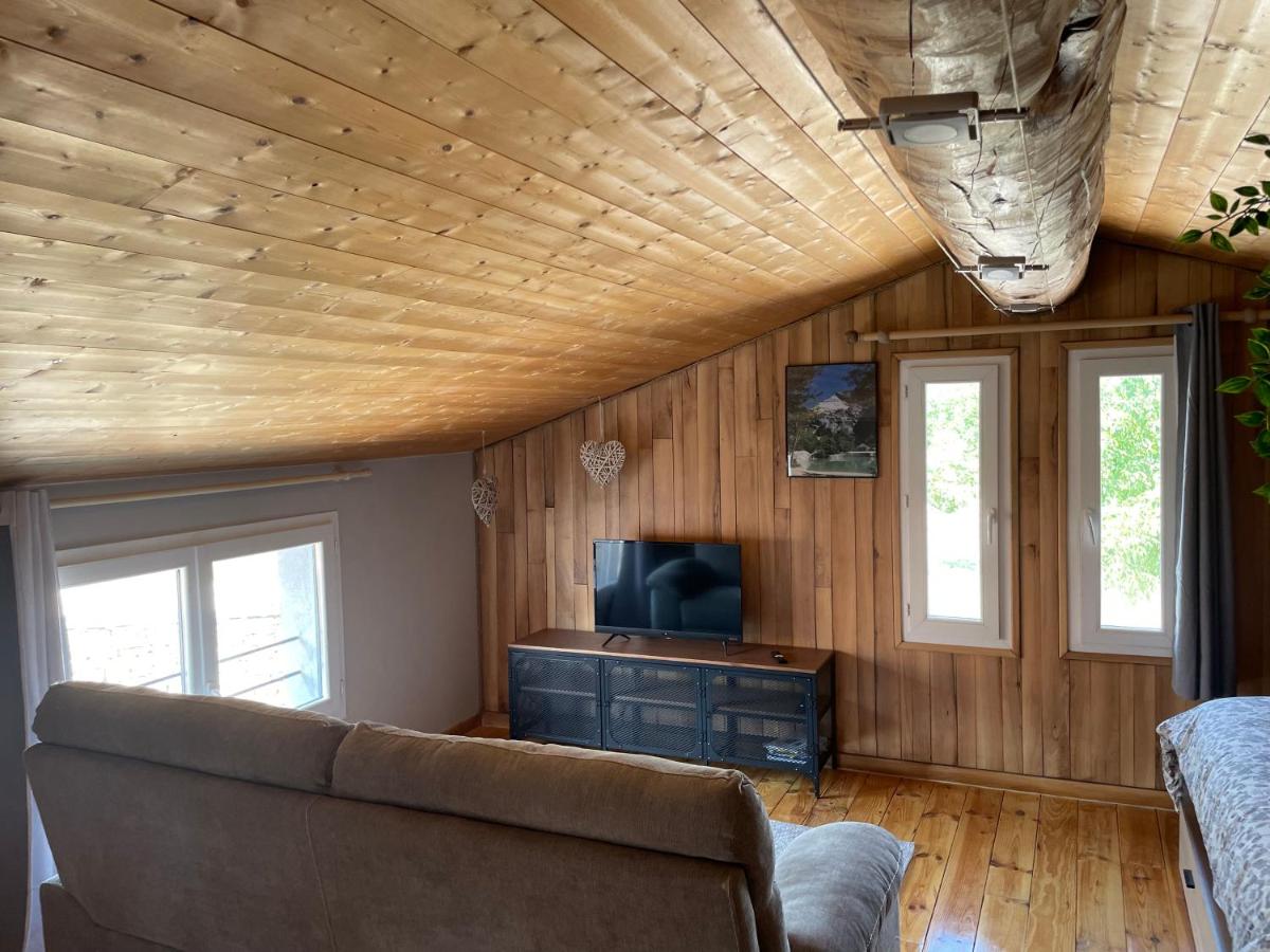 Sublime studio de caractère ,50 m2 climatisé . - Housity