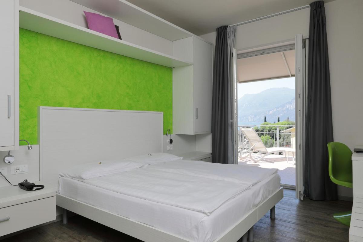 Eco Hotel Benacus - Housity