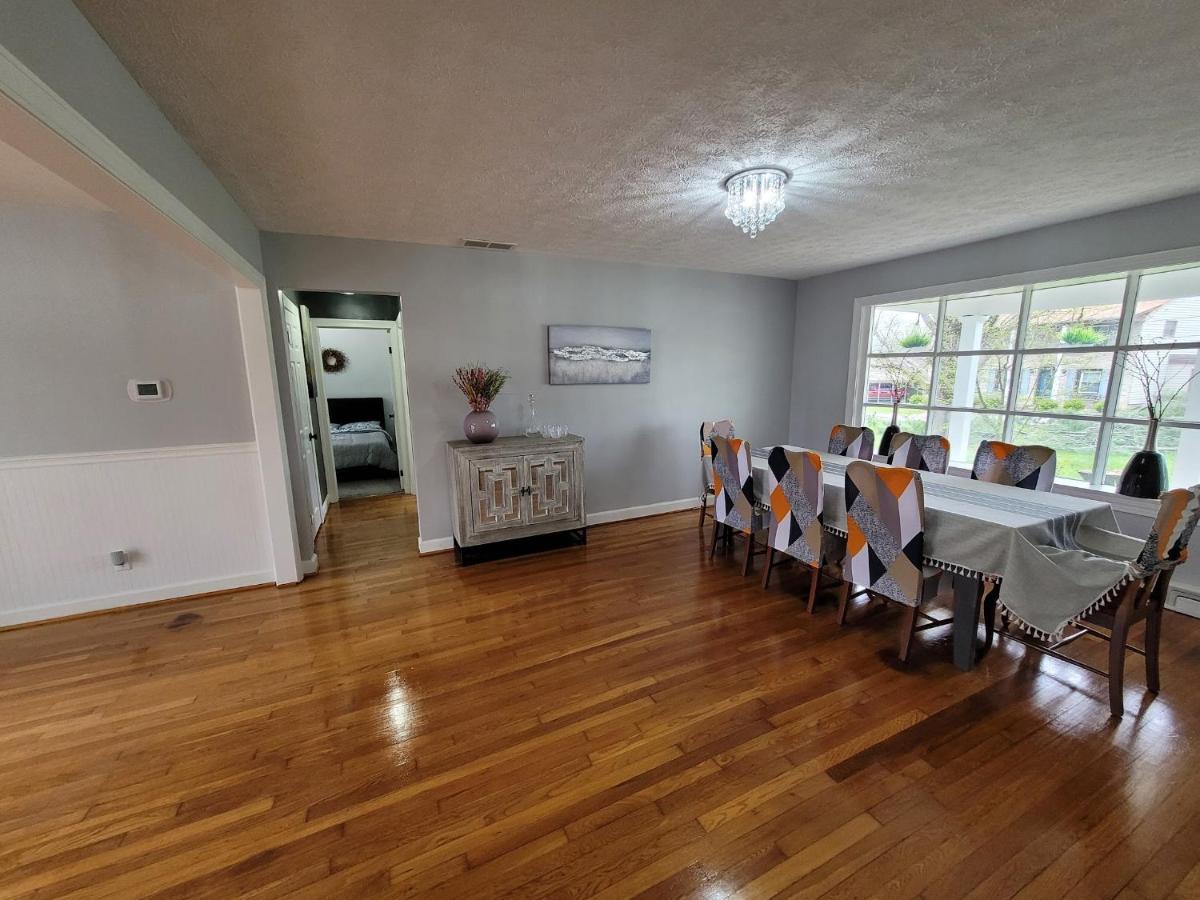 Peaceful+large+private 6 bedroom amazing retreat. - Housity