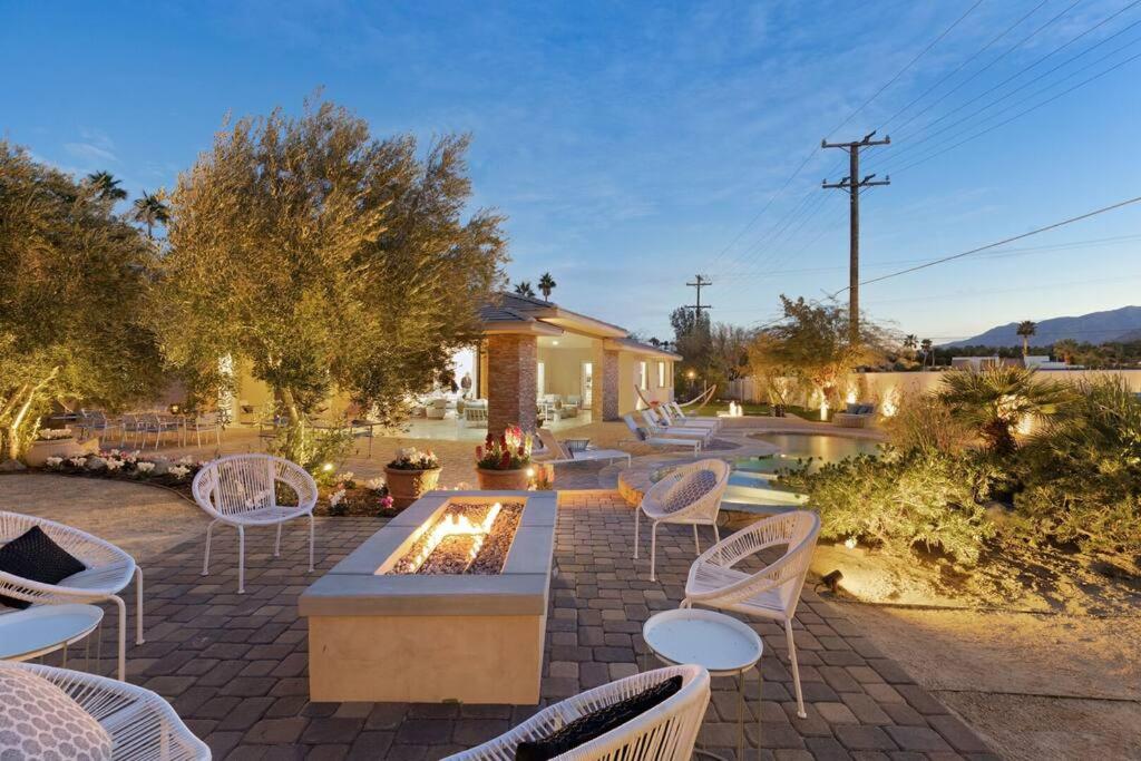 Skyview - Private Mountainside Villa with Pool, Game Room & Gym! #4928 4BR - Housity