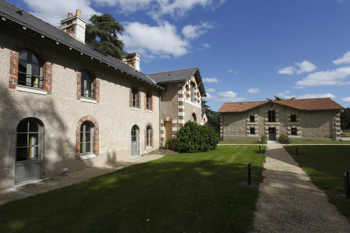 Hotel Château de la Barbinière - Housity