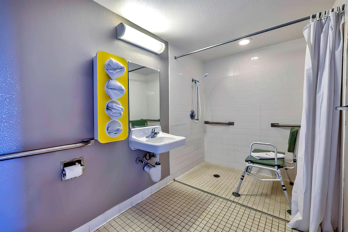 Motel 6-Tucumcari, NM - Housity