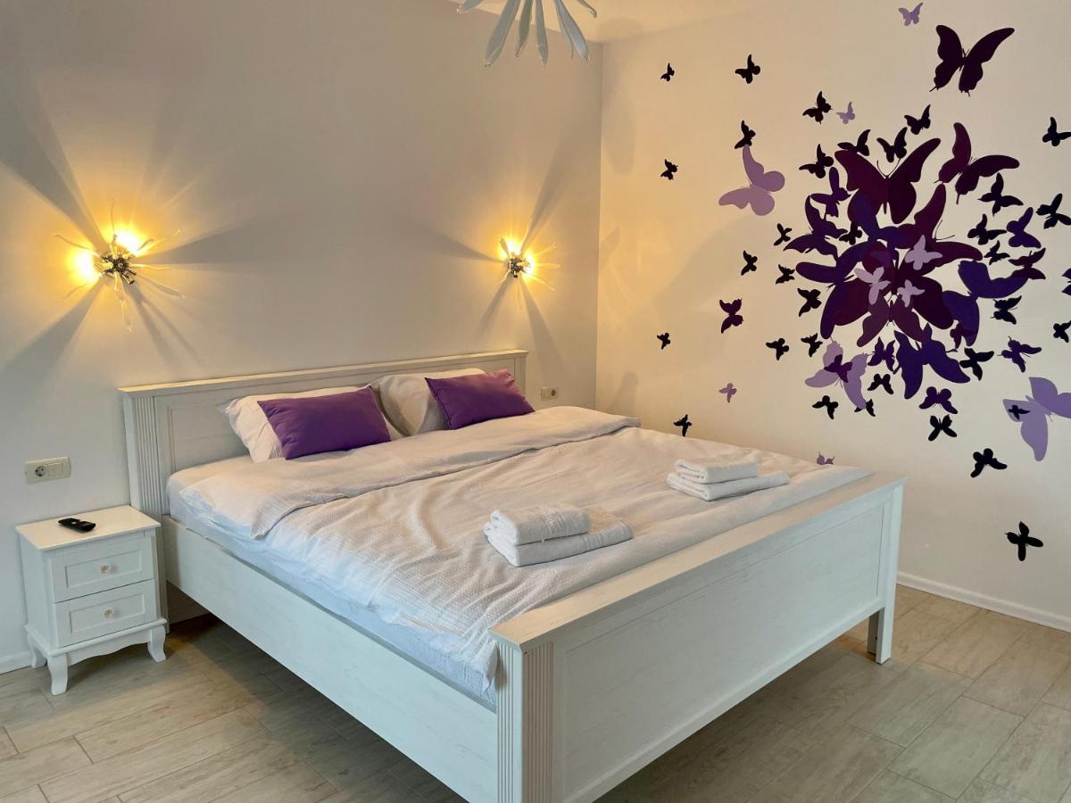 S&S Apartment-2 Bedrooms & Balcony - Housity
