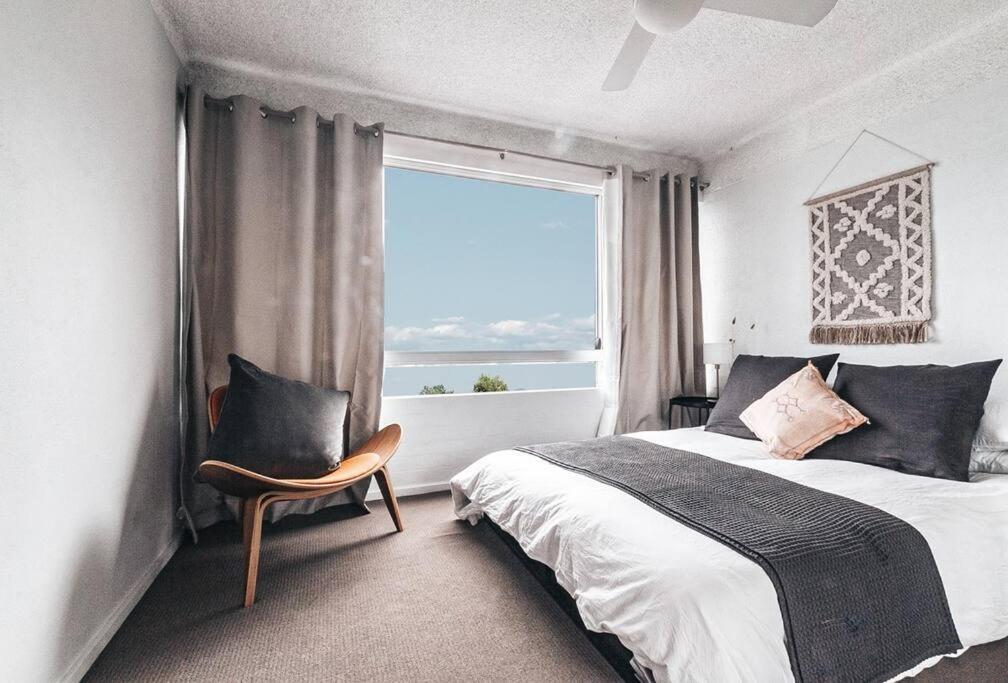 BAY PROPERTIES . Pacific Sun - Housity