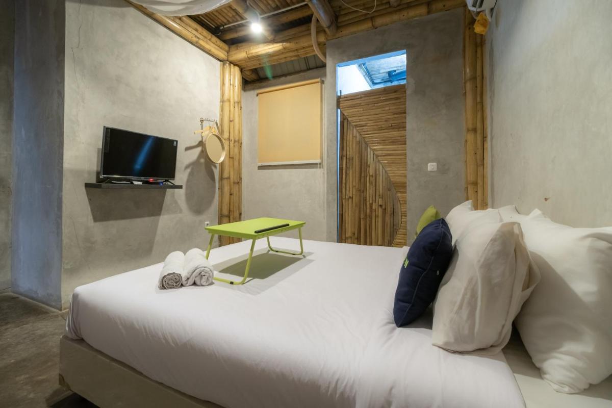 Urbanview Ta-ke Residence Blok M by RedDoorz - Housity