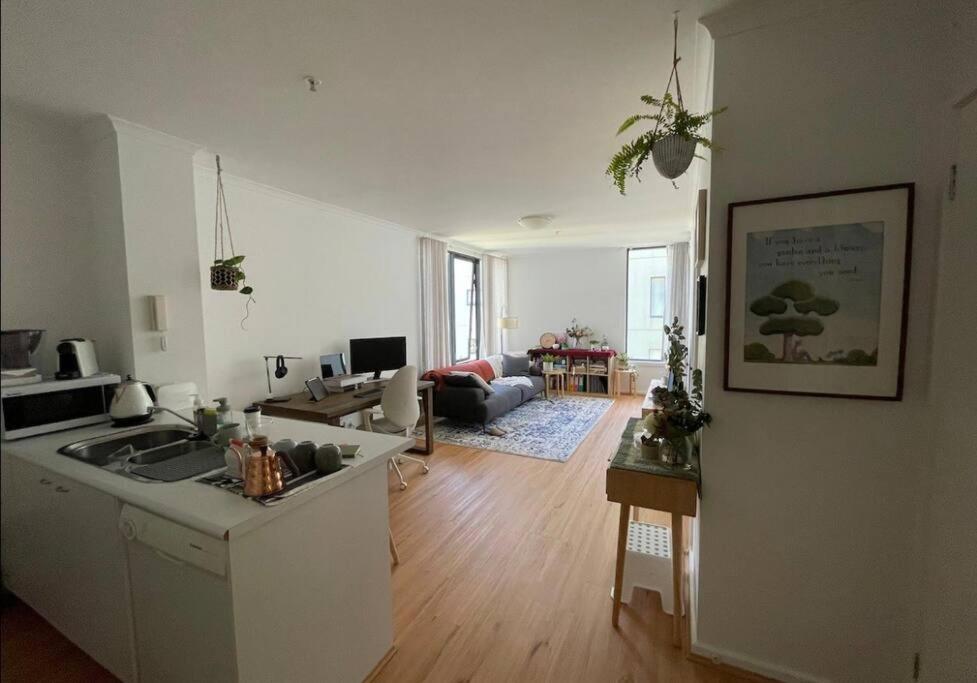 Joyce’s Nest @ Dorcas South Melbourne - Housity