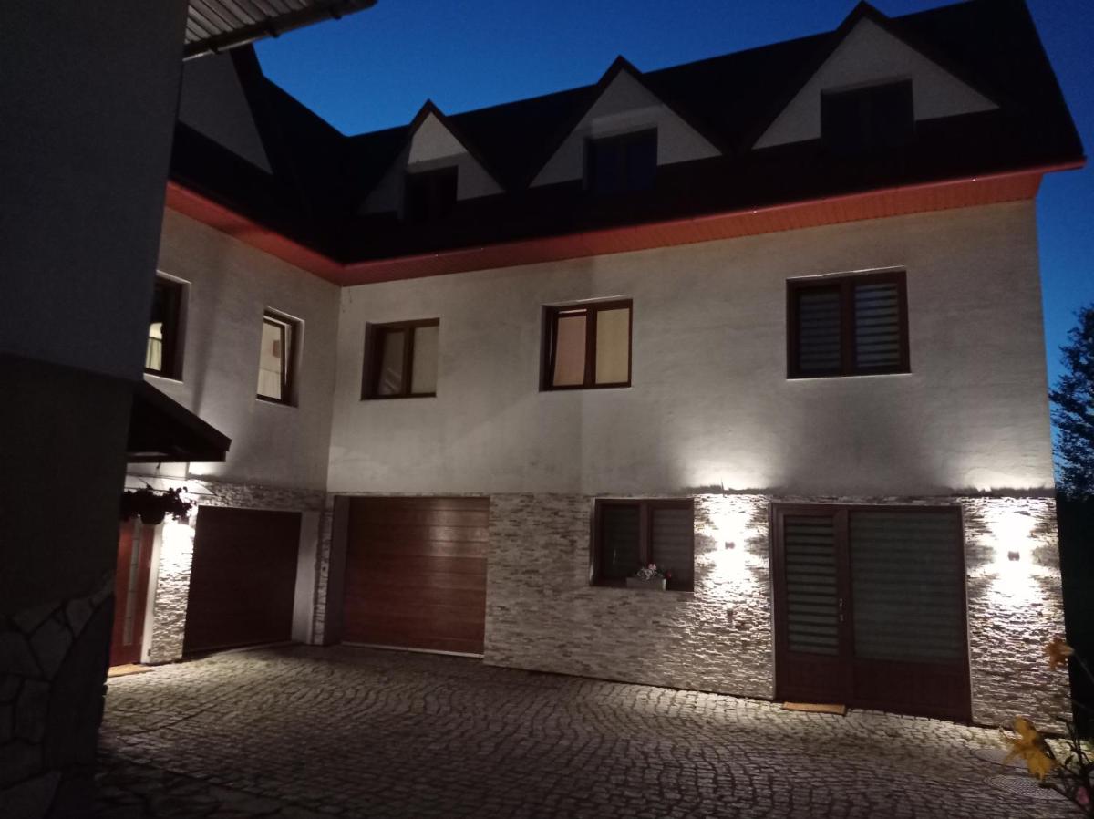 Pokoje u Jasia i Małgosi - Housity