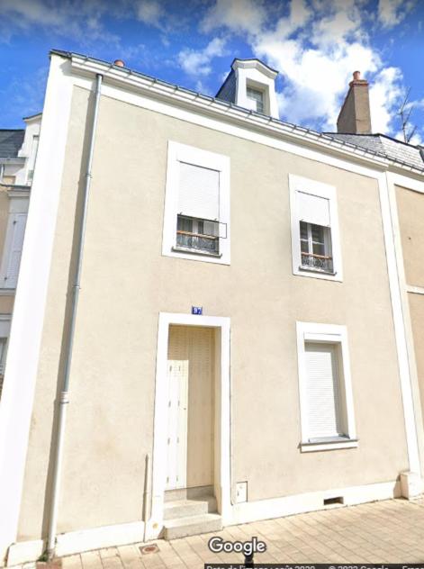 Logement neuf au centre et au calme - Housity