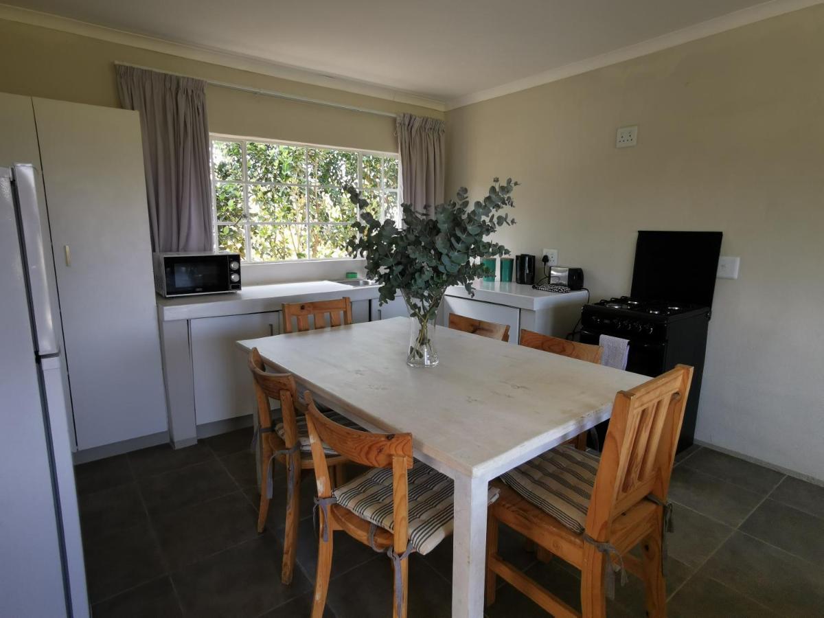 Kinmount Cottages - Housity
